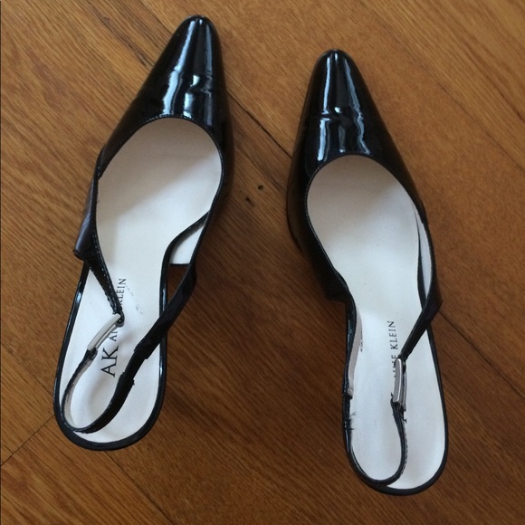 Anne Klein patent slingback mule - Picture 2 of 8